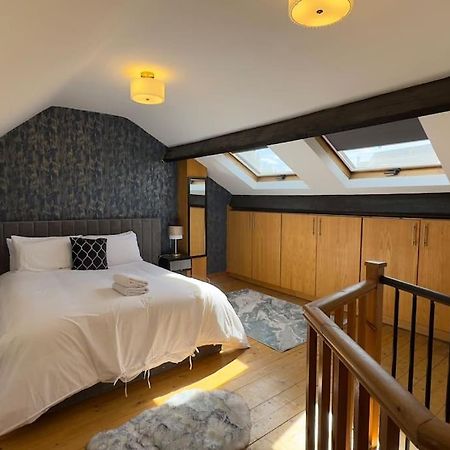 リーズCosy 2 Bed in the heart of Leedsアパートメント エクステリア 写真